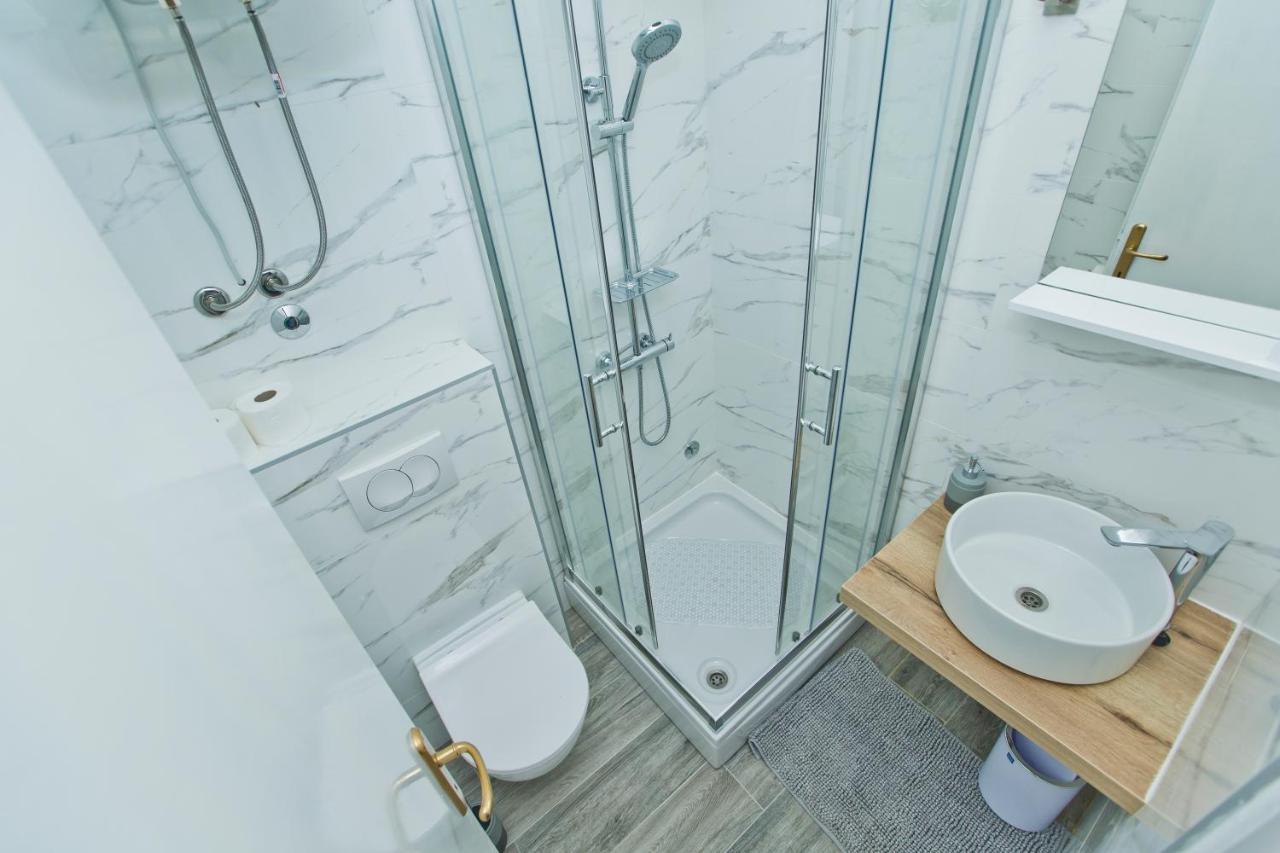 Hvar Deluxe Rooms 赫瓦尔 外观 照片