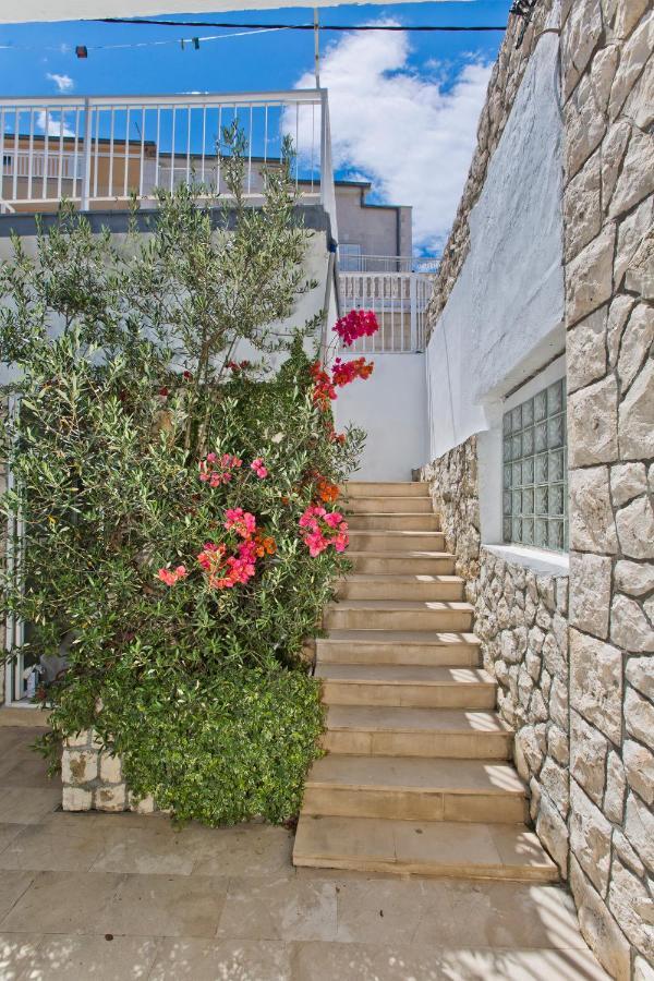 Hvar Deluxe Rooms 赫瓦尔 外观 照片