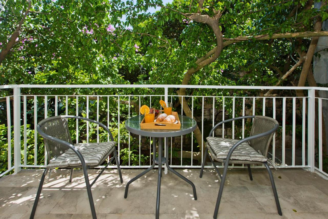 Hvar Deluxe Rooms 赫瓦尔 外观 照片