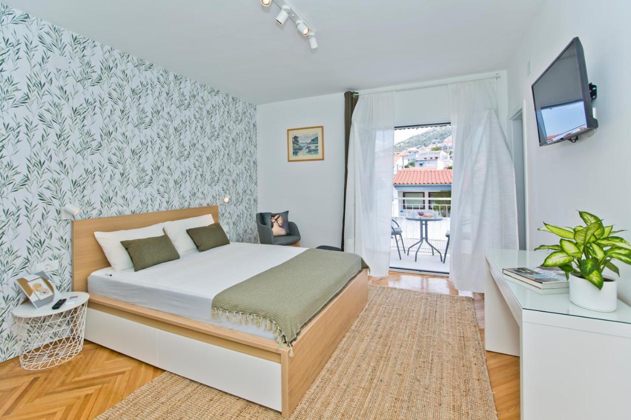 Hvar Deluxe Rooms 赫瓦尔 外观 照片