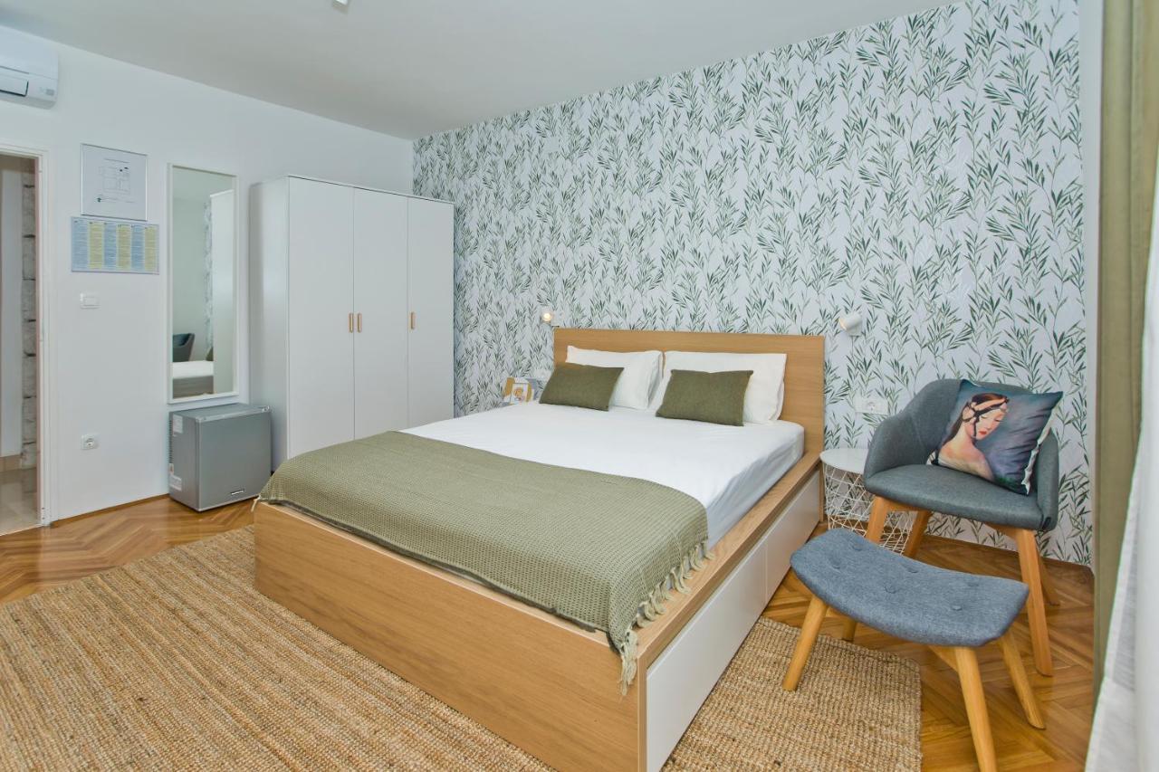 Hvar Deluxe Rooms 赫瓦尔 外观 照片