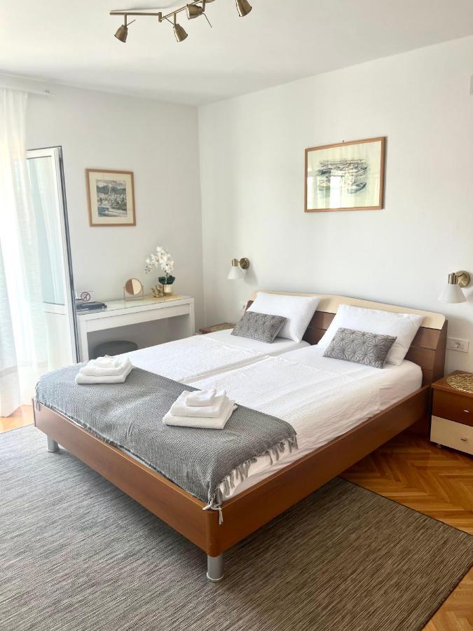 Hvar Deluxe Rooms 赫瓦尔 外观 照片